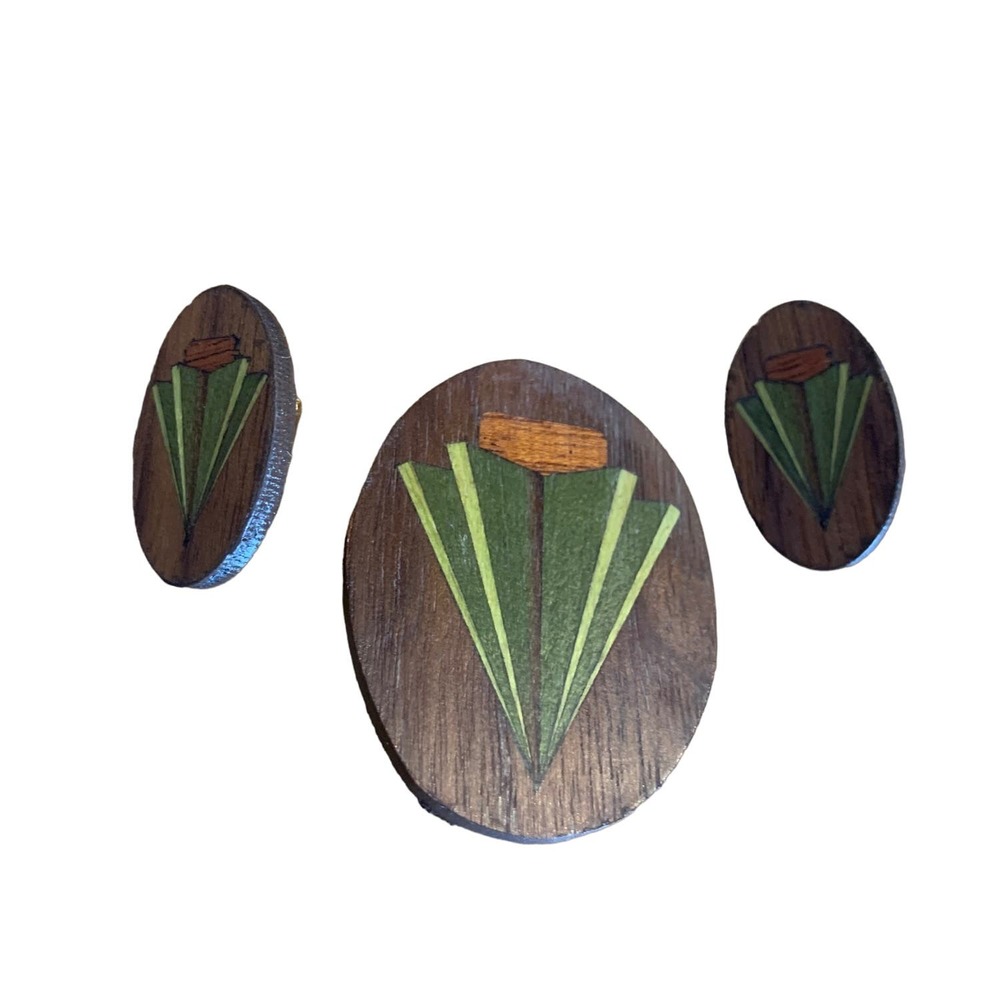 Vtg Woodlike Kishwood Floral Flower Pin Brooch & Clip-on Earrings Sycamore, IL